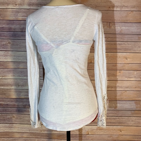 Elodie Long Sleeve Shirt. Size Small - Picture 3 of 4